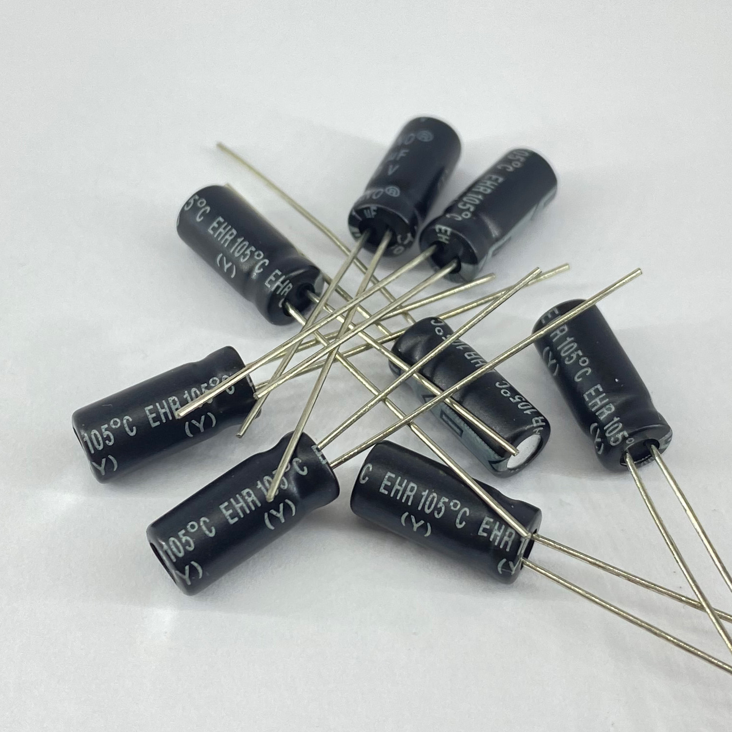 Электролитические конденсаторы 1 мкф x 100 В - 5x11 мм 105 °C HITANO, фото