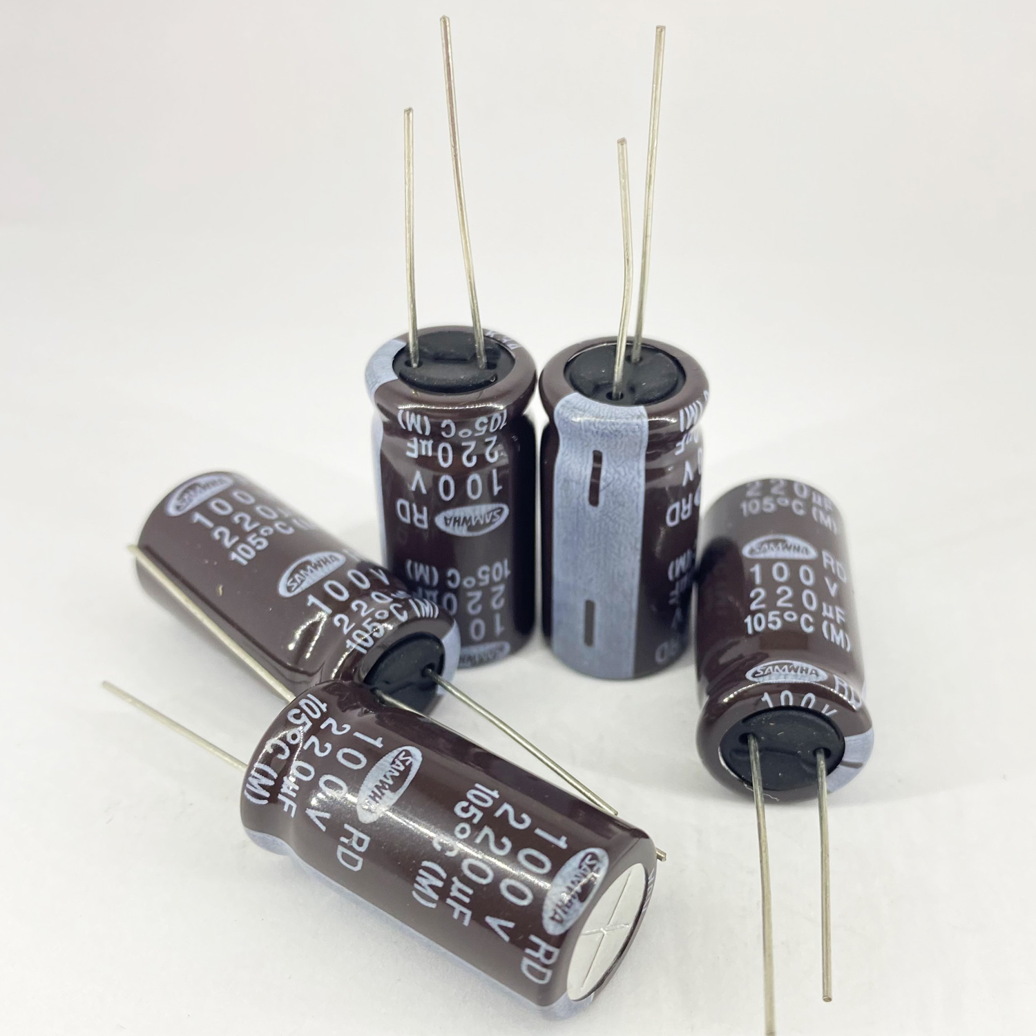 Электролитические конденсаторы 220 мкф x 100 В - 13x25 мм 105 °C SAMWHA, фото