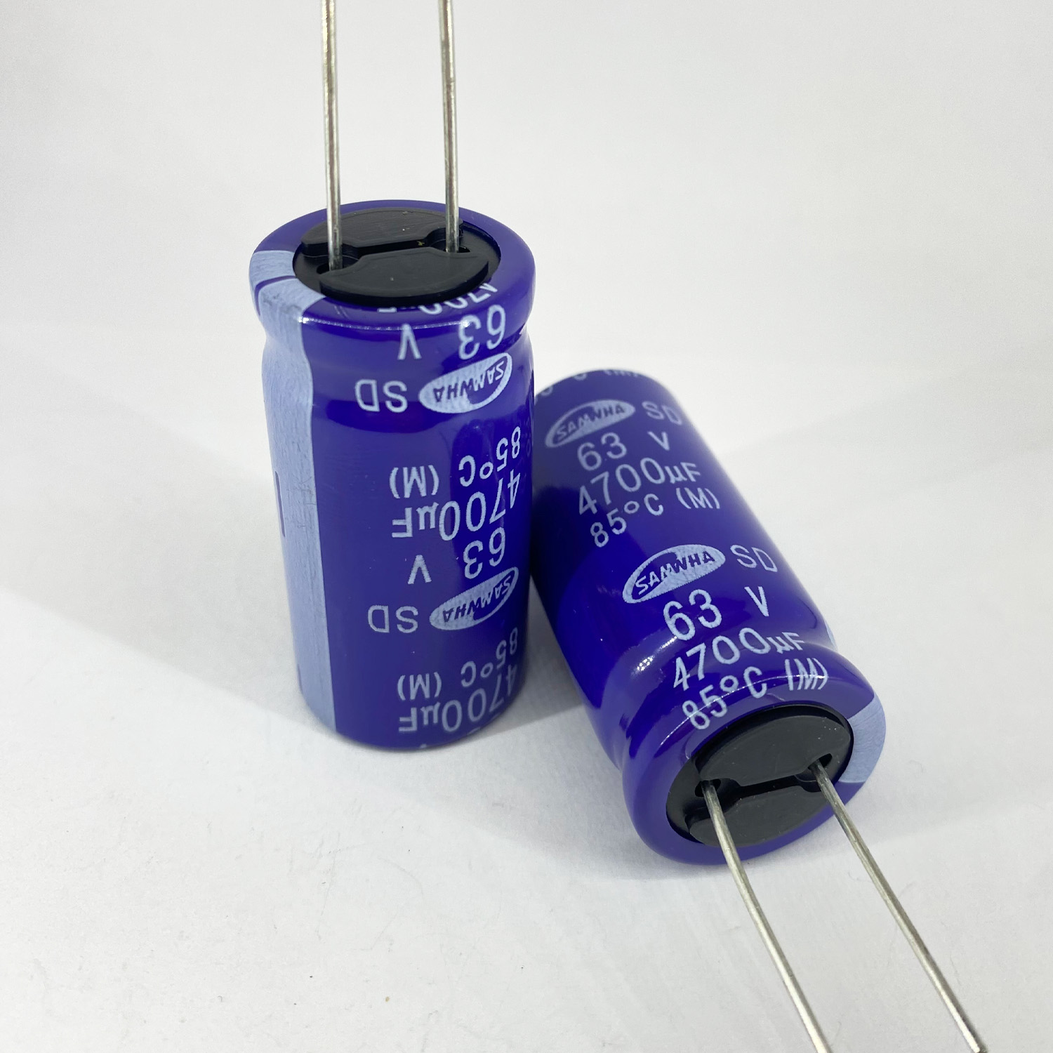 Электролитические конденсаторы 4700 мкф x 63 В - 22x45 мм 85 °C SAMWHA, фото