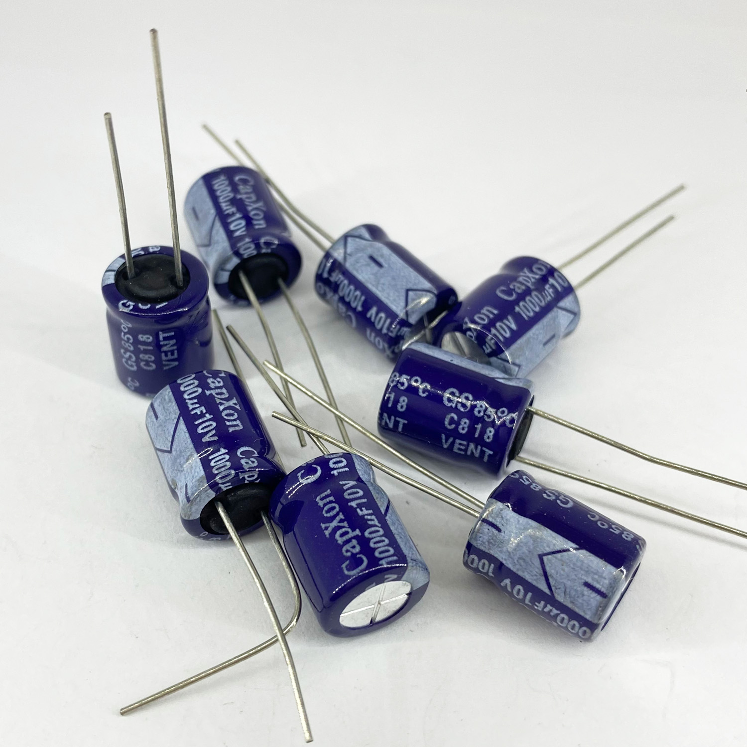 Электролитические конденсаторы 1000 мкф x 10 В - 10x12 мм 85 °C CapXon, фото