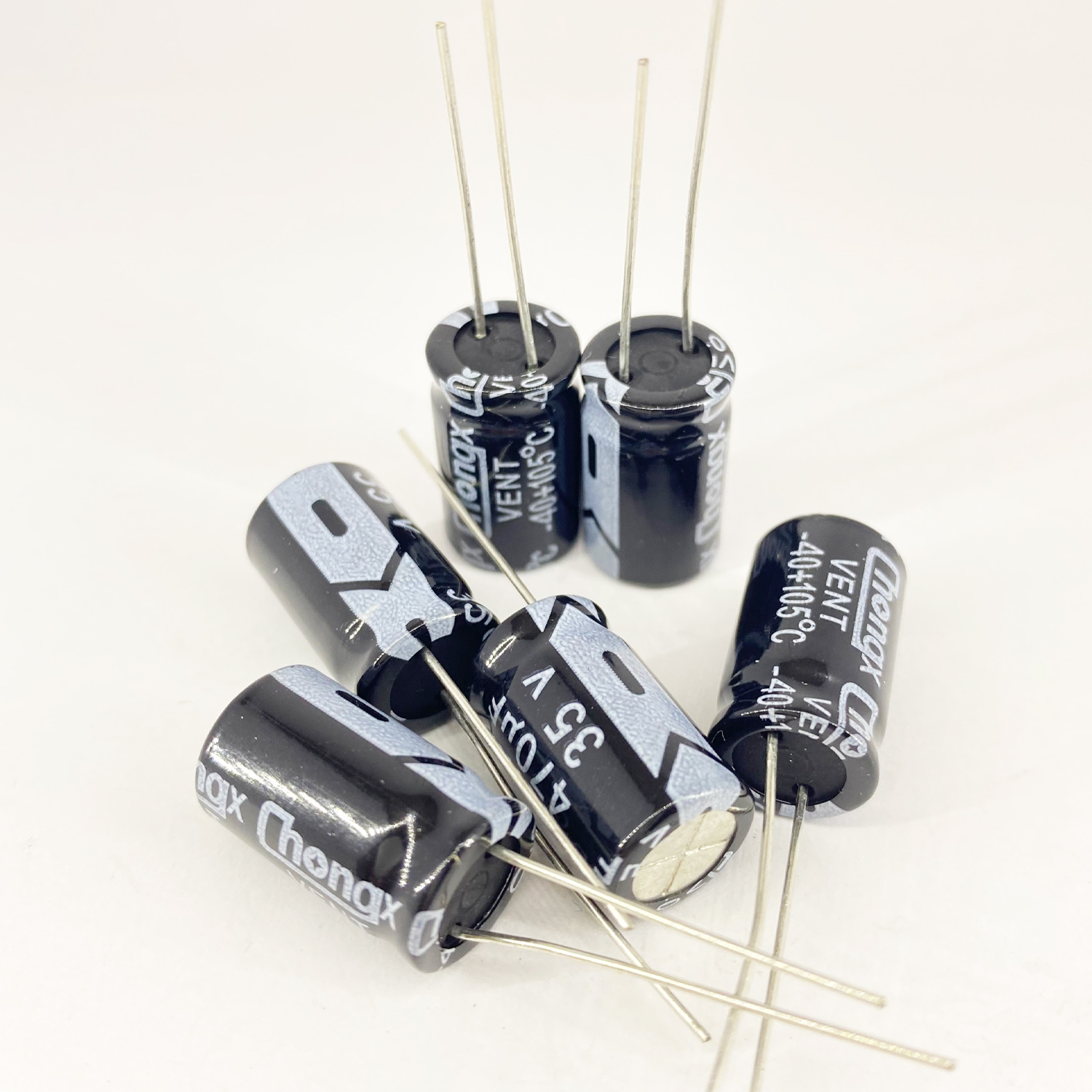 Электролитические конденсаторы 470 мкф x 35 В - 10x17 мм 105 °C ChongX, фото